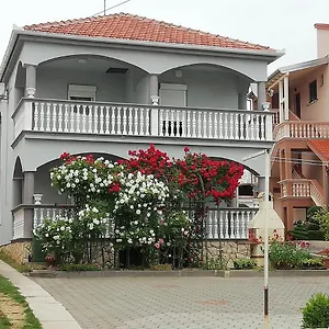 Apartmani Kod Rade Apartmán Pakoštane