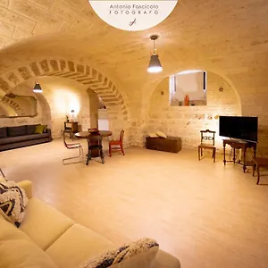 Antica Dimora Lombardi 2 Apartament Bari