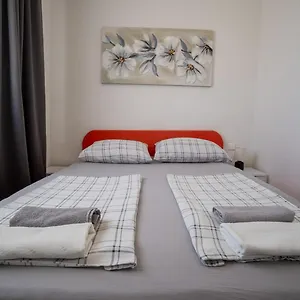 Pavic Apartmán Vir